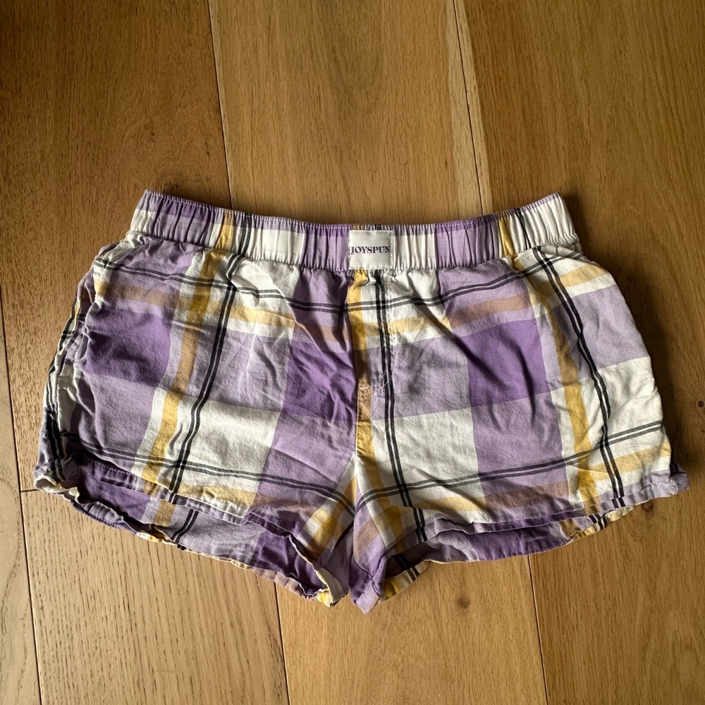 Stylish Plaid Athletic Shorts for Women